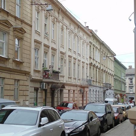 Apartment On Voloshyna Львов Экстерьер фото