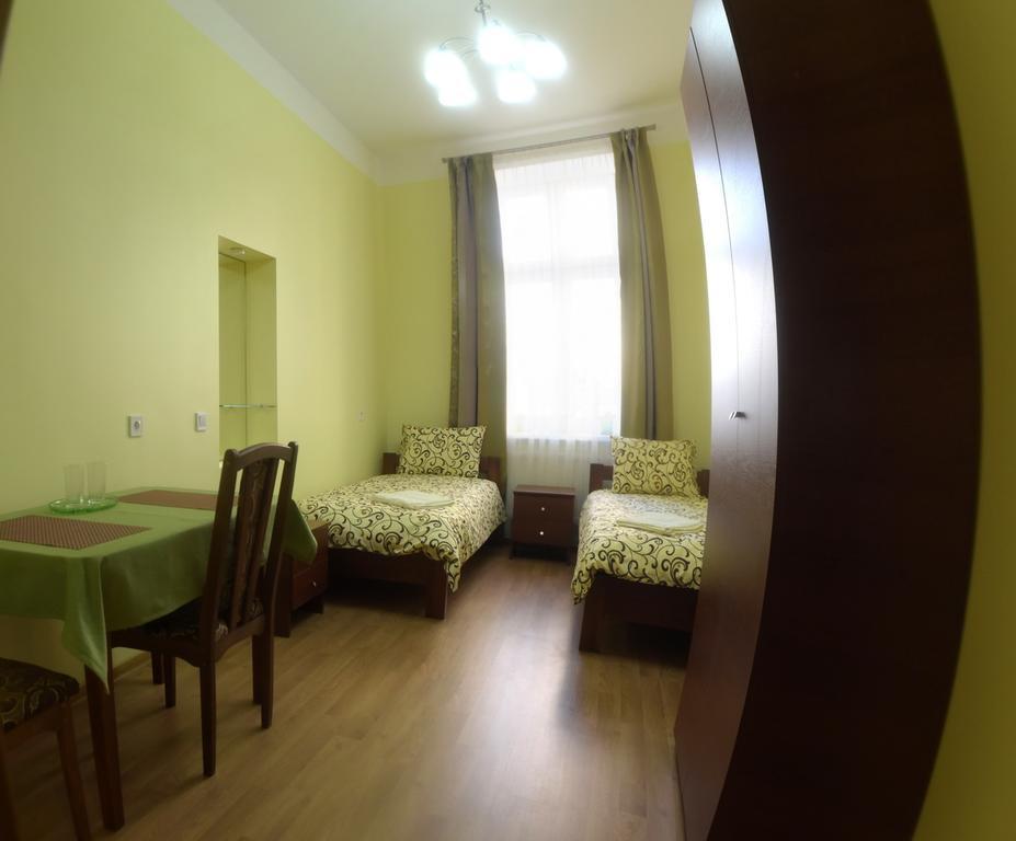 Apartment On Voloshyna Львов Экстерьер фото