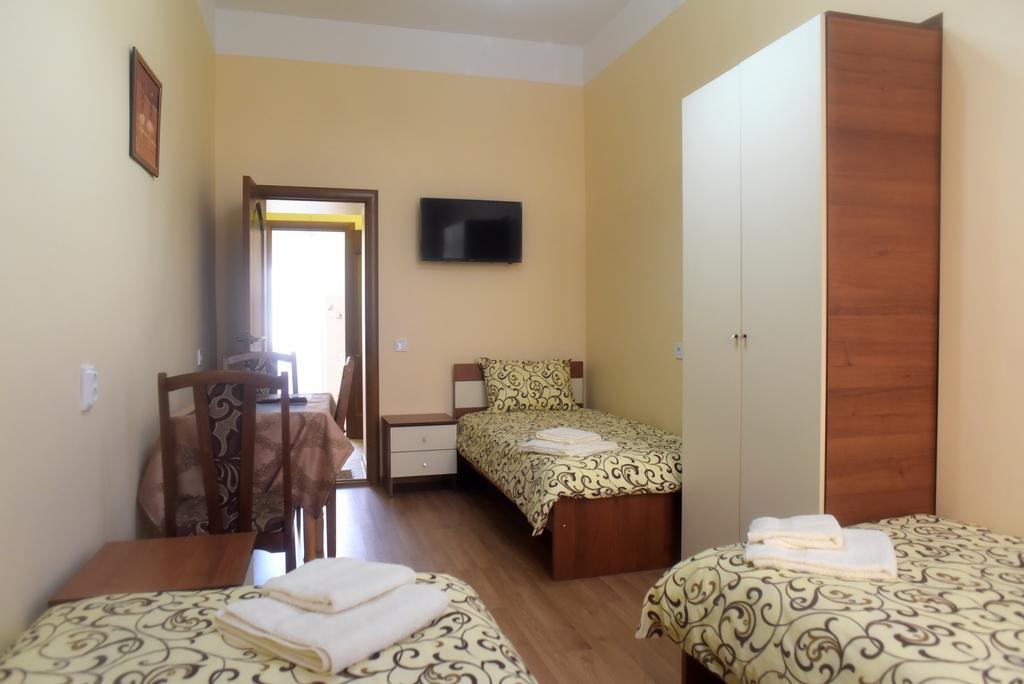 Apartment On Voloshyna Львов Экстерьер фото