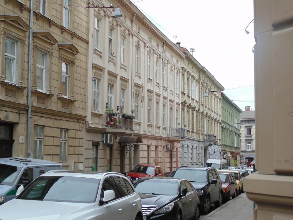 Apartment On Voloshyna Львов Экстерьер фото